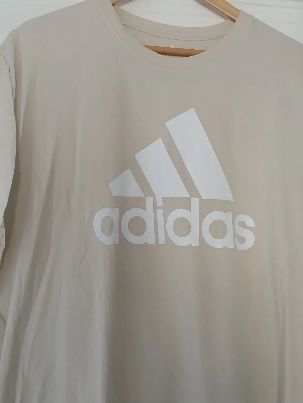 adidas tee size